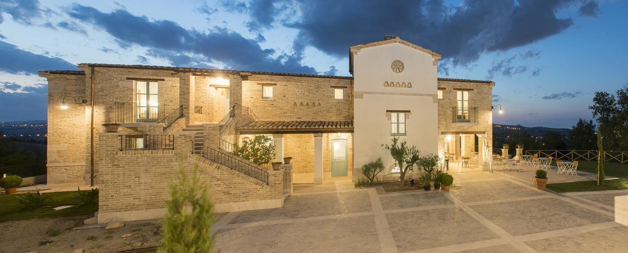 Villa Sant'Angelo ألبا أدرياتيكا المظهر الخارجي الصورة