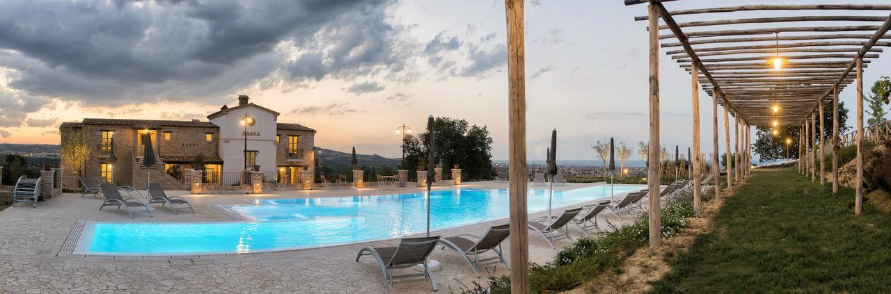 Villa Sant'Angelo ألبا أدرياتيكا المظهر الخارجي الصورة